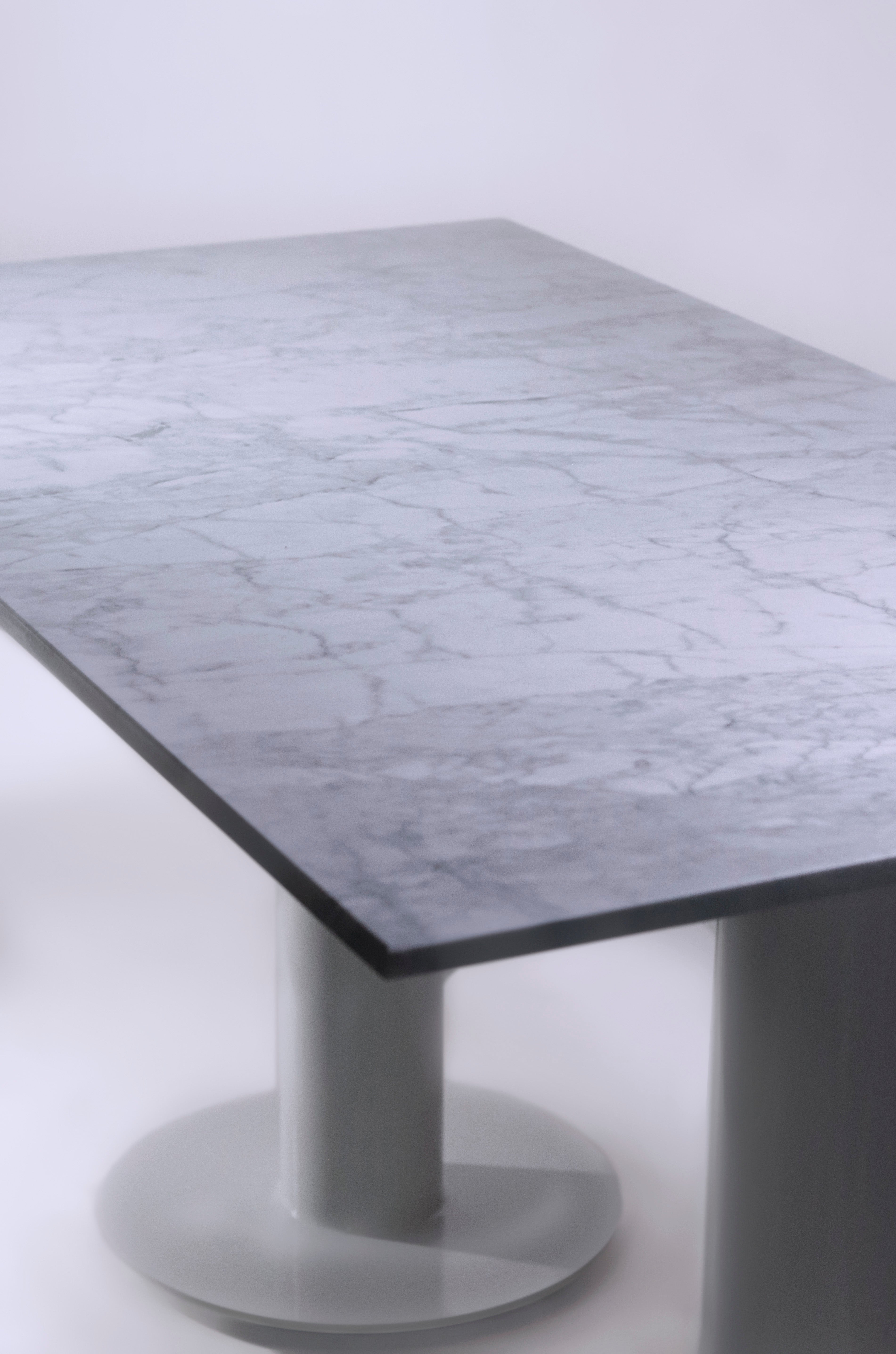 Mesa Orla Nero y Bianco